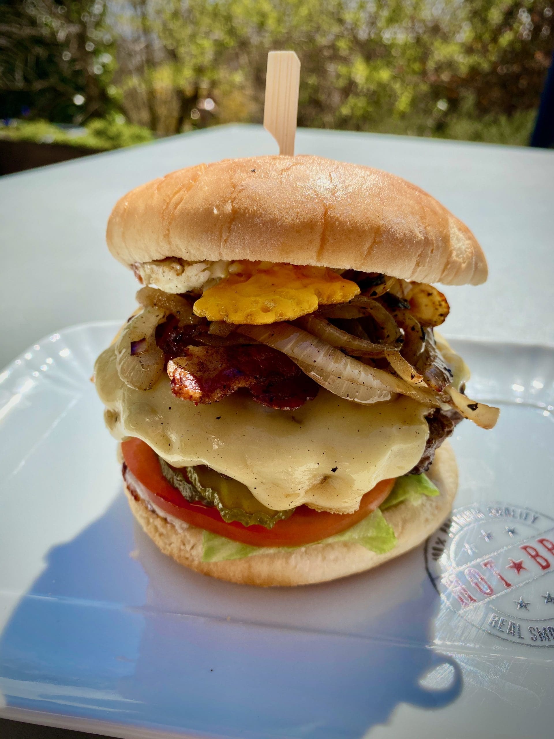Bacon Cheeseburger mit Spiegelei Big J