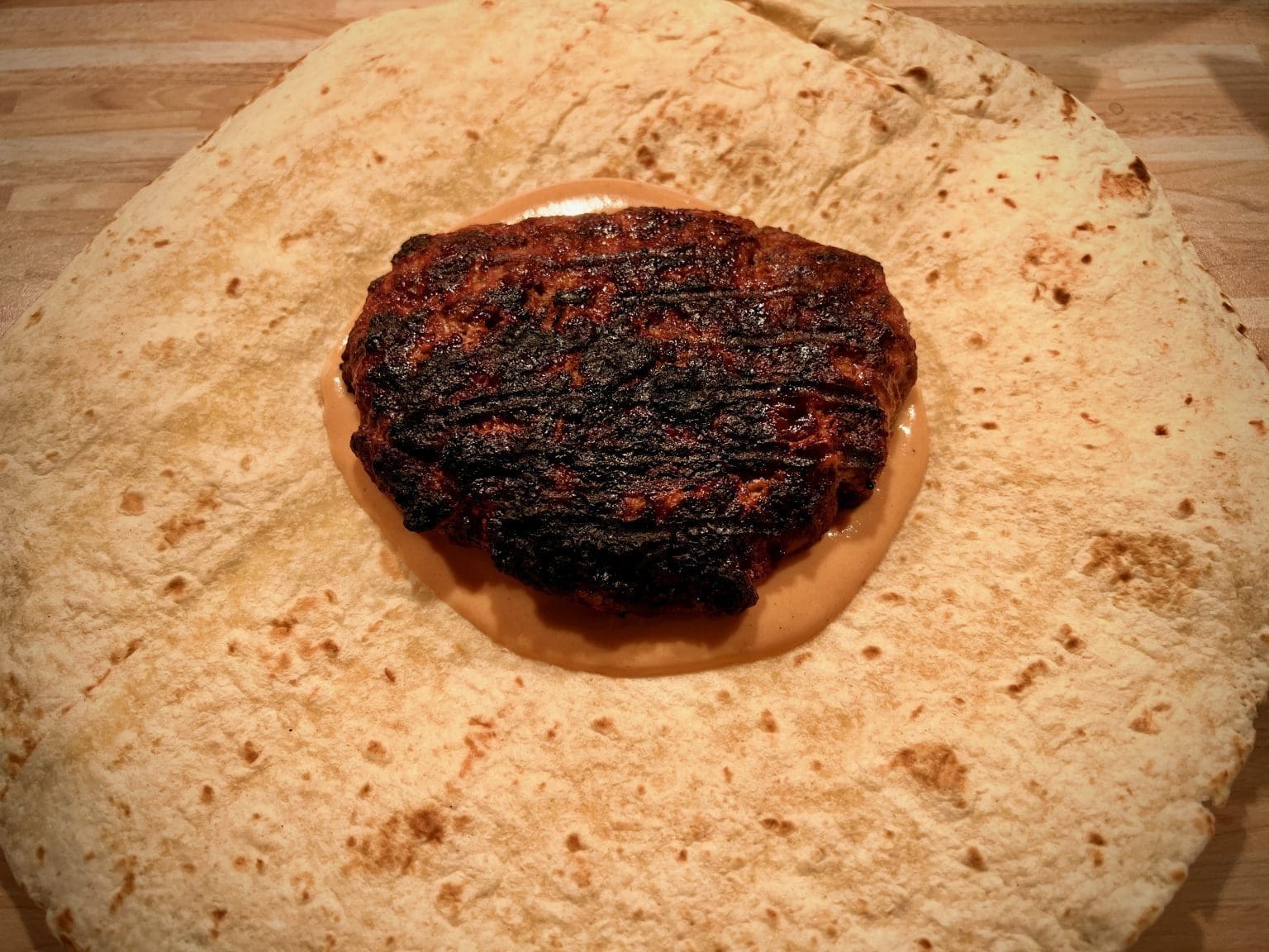 Crunchy HackfleischTortillaWrap aus der Gußpfanne Big J's BBQ