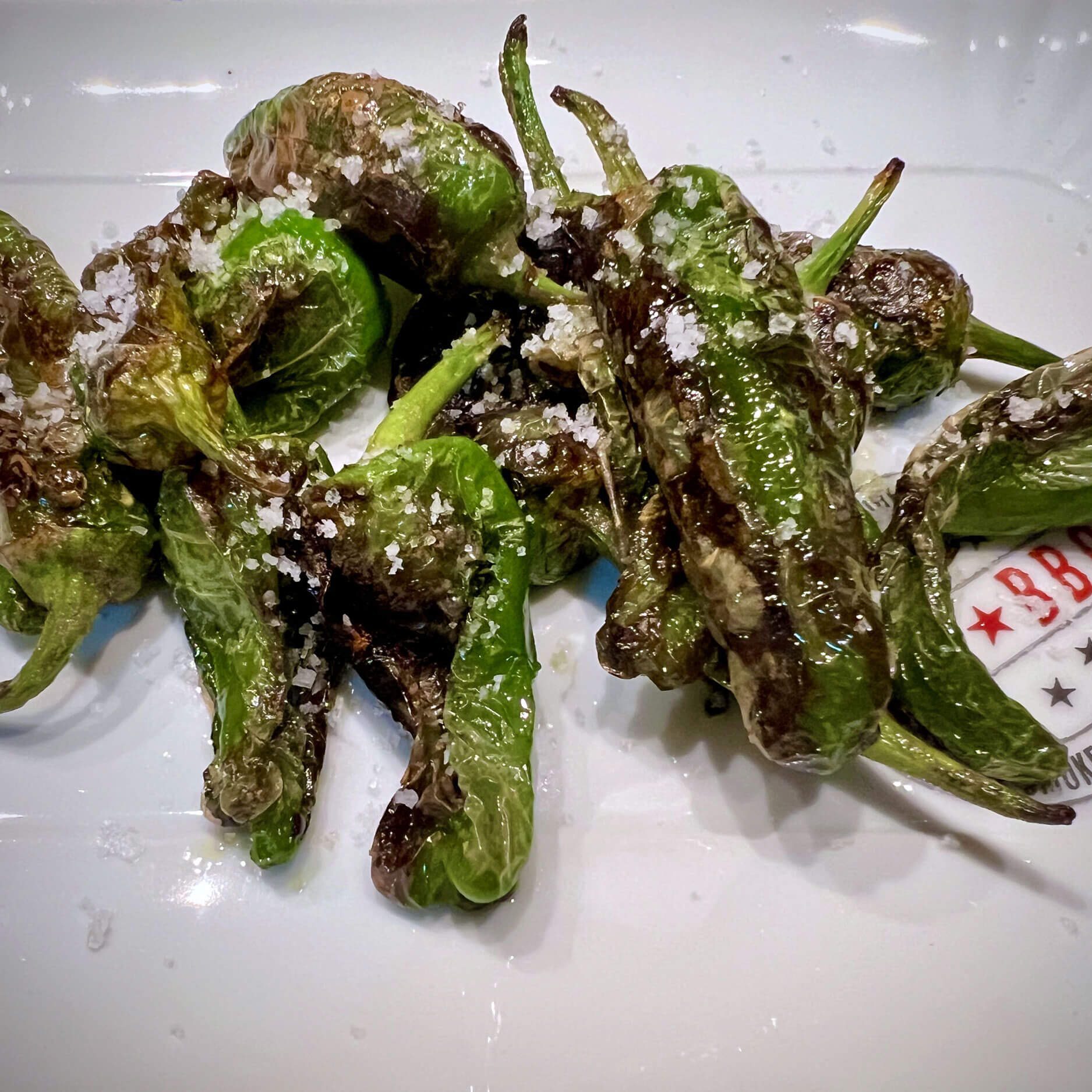Pimientos de Padrón spanische Bratpaprika mit Meersalz Big J