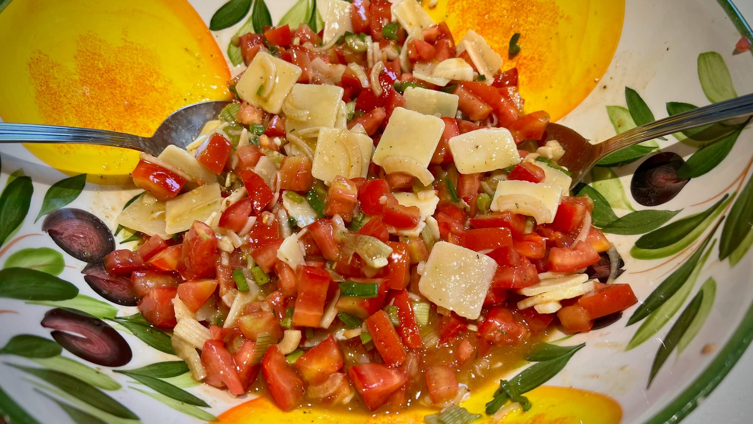 italienischer-brotsalat-mit-san-marzano-tomaten-003