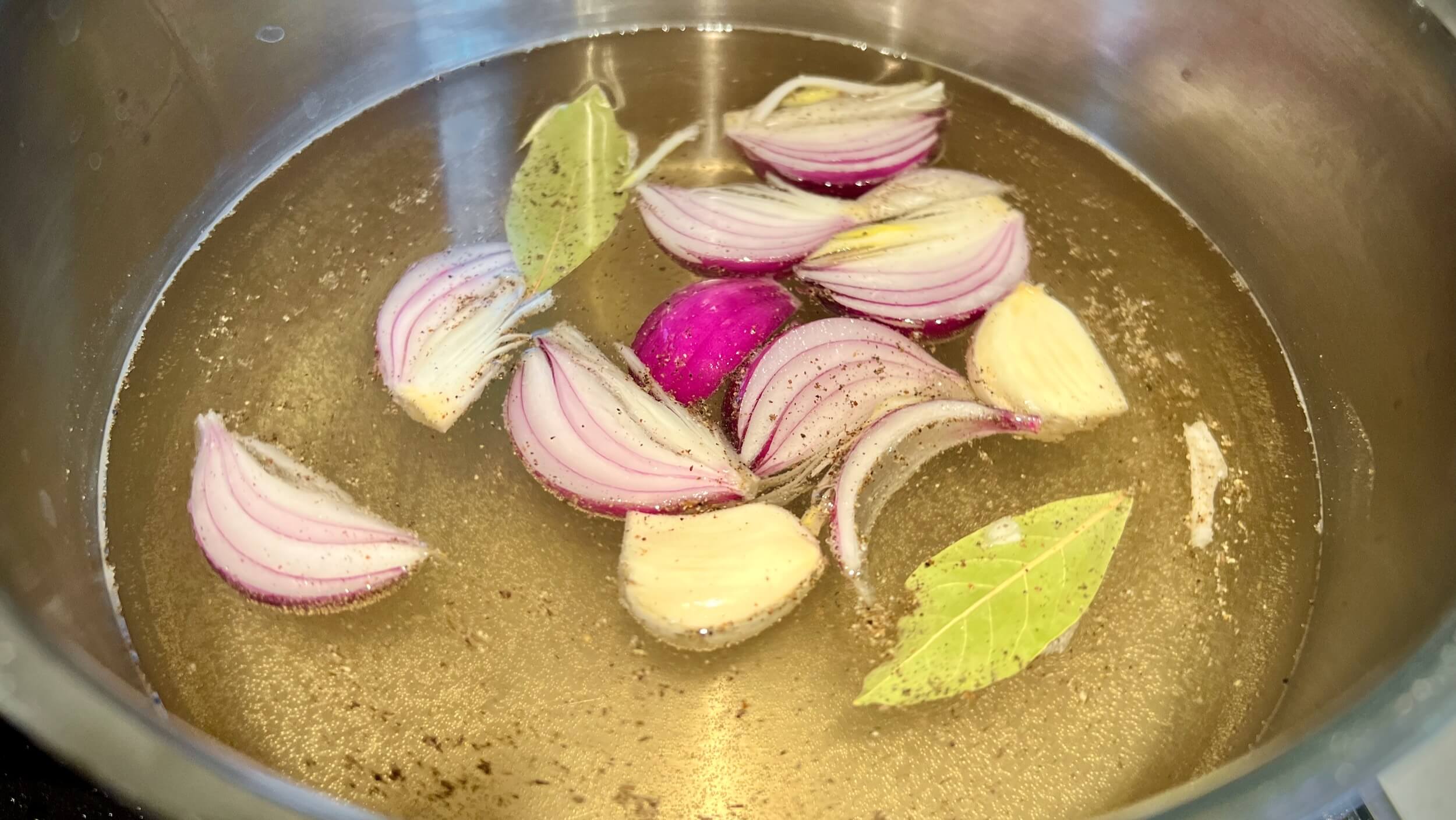 chicharron-knuspriger-schweinebauch-001